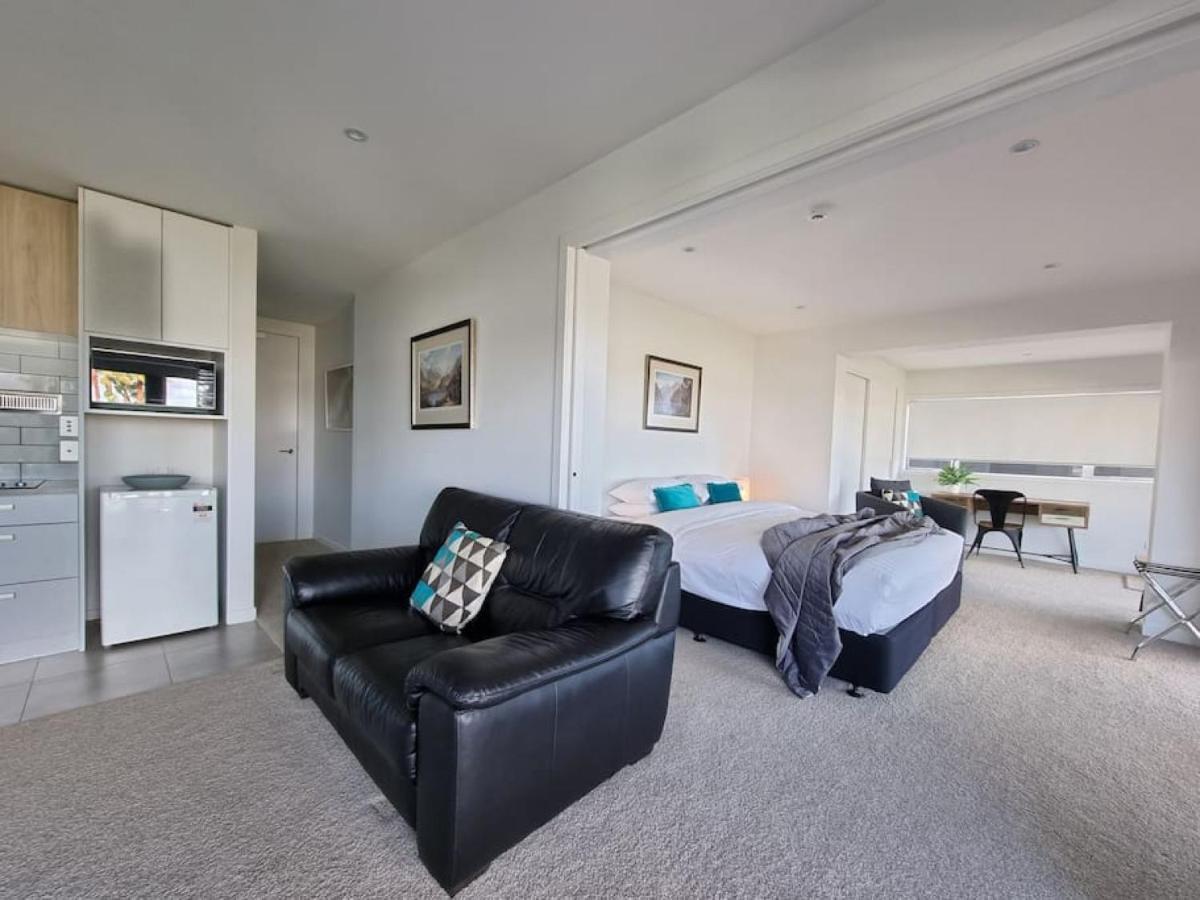 Fabulous Castor Bay 1 Bedroom With Views And Skytv Auckland Esterno foto