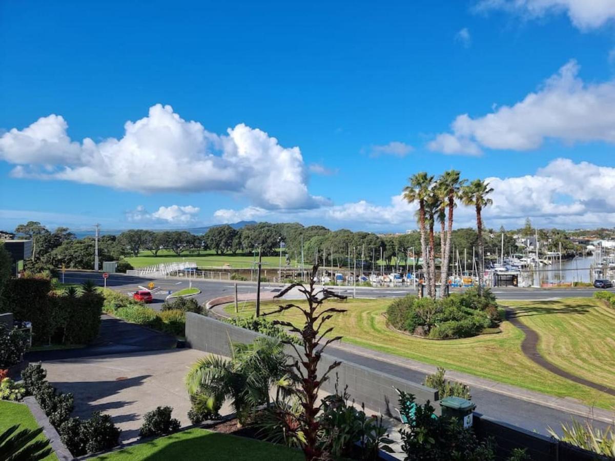 Fabulous Castor Bay 1 Bedroom With Views And Skytv Auckland Esterno foto
